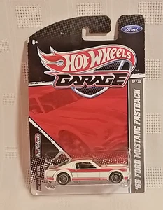 Hot Wheels Garage Collectible '65 Ford Mustang Fastback  02/20 NewOldStock - Picture 1 of 2
