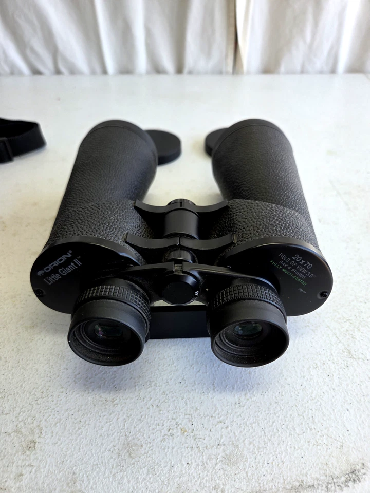 Orion 20 x 70 Binoculars. Excellent. Carrying case black. - Image 1 of 4
