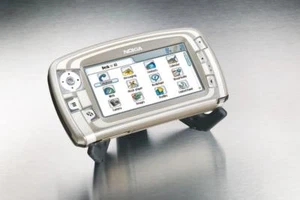 Nokia 7710 Unlocked Single GSM 2G 900/1800/1900 (Tri-Band) Phone - Picture 1 of 11