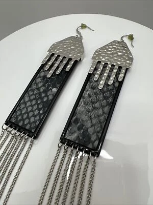 Pendientes colgantes cadena borla audaz serpiente tono negro y plata, joyería 7 pulgadas Foto 1 de 4