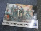 MASTER BOX GERMAN MILITARY MEN WW II ERA  PLASTIC KIT