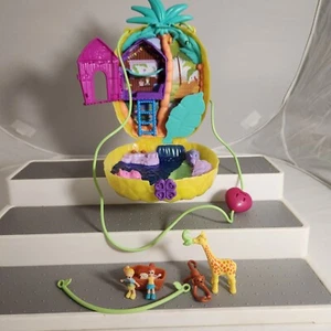 Polly Pocket Tropicool Pineapple Purse Complete Figures And Animals - Picture 1 of 8