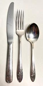 3 Oneida Community Queen Bess II Tudor versilbert Tafelmesser Gabel Zuckerlöffel - Bild 1 von 11
