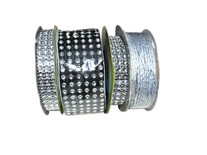 Menge 4 Neu Band Verschiedene Größen Strass Edelstein Diamant Verpackung - Bild 1 von 2