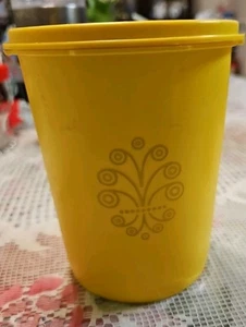 Contenedor Tupperware Bote 811-5 Amarillo / Años 70 Con Tapa / De Colección, Starburst - Imagen 1 de 5
