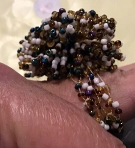 Anillo de moda con cuentas acrílicas multicolor talla grande - Imagen 1 de 3