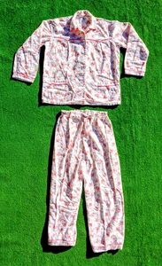 Damen-Pyjama klein Baumwolle Regenbogen L/S Knopfleiste Nachtwäsche Loungewear gebraucht, in einwandfreiem Zustand - Bild 1 von 4