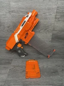 NERF N-Strike Elite Stryfe Blaster naranja/blanco con 6 y 18 cargadores de dardos - Imagen 1 de 16