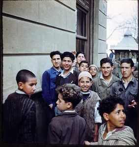 Street Boys Algiers, Algeria - 1951 Stereo Realist 3D Slide #1304 - Picture 1 of 3
