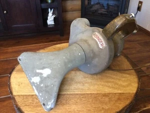 Vintage Singer Hand Vacuum Model H7 with Bakelite Handle Untested - Picture 1 of 4