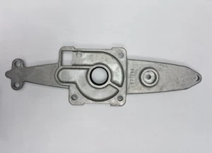 Mercury/Force/Chrysler FA577706 Cover Plate OEM - Imagen 1 de 2