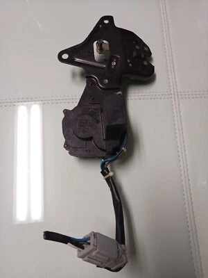 ACTUADOR DE CERRADURA DE PUERTA DELANTERO DERECHO OEM 72110SP1A01 ACURA LEGEND 1991-95 2 PUERTAS Foto 1 de 4