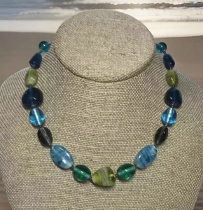 Beautiful Glass Beaded Necklace READ DESCRIPTION - Picture 1 of 4