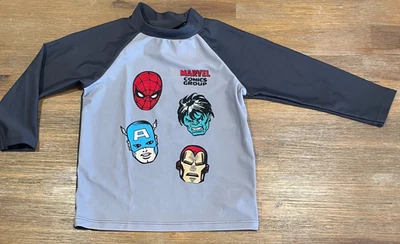 Chicos Talla 2 MARVEL Superhéroe Erupción Chaleco Top Rashie UPF50+ Avengers NUEVO 4150 Foto 1 de 2
