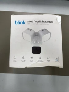 Blink Wired Floodlight Camera - Smarte Überwachungskamera, 2600 Lumen, HD Live View - Bild 1 von 3