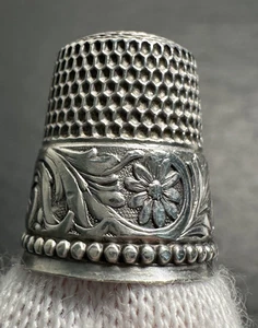 Simon Brothers FINGERHUT STERLINGSILBER GRÖSSE 6 MIT BLUMEN H498 - Bild 1 von 8