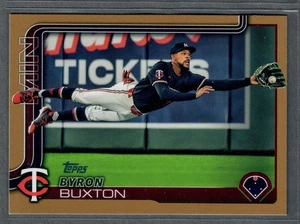 2025 Topps Series 2 Byron Buxton Gold #/2025 Twins SP - Picture 1 of 2
