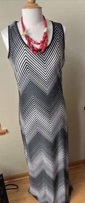 Женское черное повседневное платье Just Love M - Изображение 1 из 4