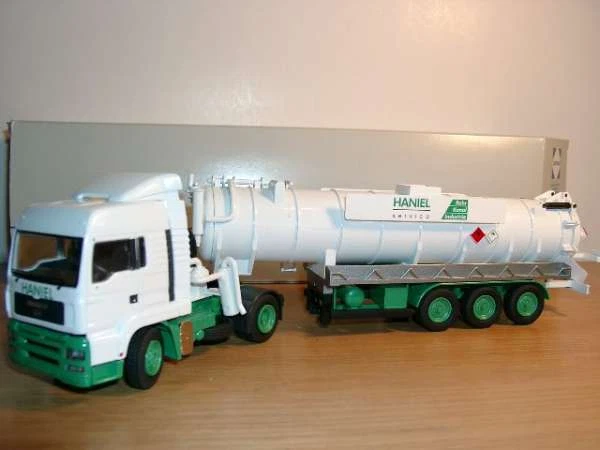 MAN TGL37 mit Saugwagen Conrad Modelle con 6660 - Image 1 of 1