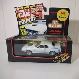 Road Champs 1/43 Muscle Car Review '70 Hemi Cuda KB Spielzeug exklusiv weiß - Bild 1 von 6