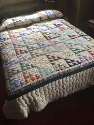 AMISH QUILT HANDMADE BIRDS IN THE AIR PATTERN 100'' X 108"  -- NEW NEVER USED - Image 1 of 4