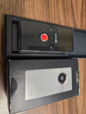 Flip MinoHD Camcorder 8 GB 2 Hour - 2nd Gen - Silver (M2120M) - New, Open Box - Image 1 of 2