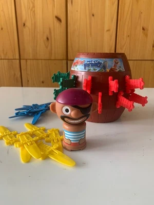 Used TOMY Pop Up Pirate Game Complete 2 -4 Players  - Image 1 of 4