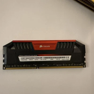 CORSAIR VENGEANCE PRO 8GB DDR3 1600 PC3-12800U CMY16GX3M2A1600C9R Shield Memory - Image 1 of 2