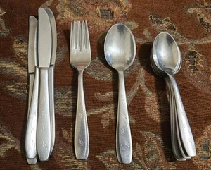 Cubiertos Wallace brillantes de acero inoxidable hojas caídas de colección 15 piezas - Imagen 1 de 3