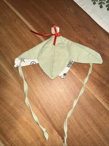 Hazel Village Leaf Bonnet aus der Limited Edition 2024 May Day Collection - Bild 1 von 2