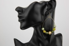 Beaded and Gold Tone Dangle Earrings - E98