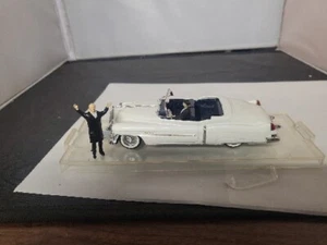 RETRO VITESE 1:43 286 - 1953 CADILLAC ELDORADO with President Eisenhower - Picture 1 of 10