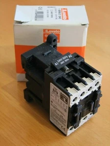 Lovato BF9 Contattore 3 poli 240VAC/50Hz 1 NC Aux Contact - 11BF901240 - Foto 1 di 3