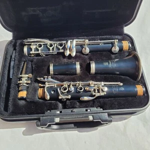Yamaha Clarinet YCL 200 AD With Yamaha 4C Mouthpiece and Original Hard Case - Picture 1 of 11