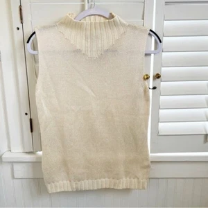 Limitiert neu mit Etikett cremefarbener ärmelloser leichter Damenpullover mit Stehkragen Größe Small - Bild 1 von 5