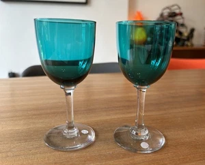 Pair of Antique Turquoise Teal Green Glass Wine Glasses 12.4cm high #Y2 - Picture 1 of 7