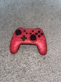 Controlador PowerA Mario Yoshi con cable para Nintendo Switch - Rojo