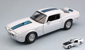 Welly WE24075W PONTIAC FIREBIRD TRANS AM 1972 WHITE W/BLACK STRIPE 1:24-27 Model - Foto 1 di 1