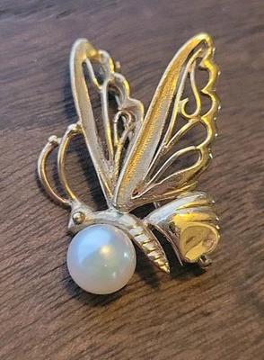 Vintage European 14K Yellow Gold & Pearl BUTTERFLY Pendant/ Brooch Pin - Image 1 of 4