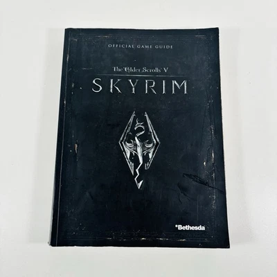 The Elder Scrolls V Skyrim Official Game Guide / Strategy Book - Image 1 of 4