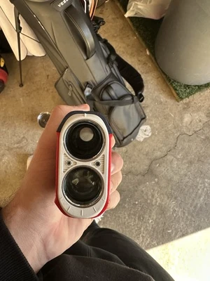 Telémetro láser de golf Bushnell Tour V5 Foto 1 de 4