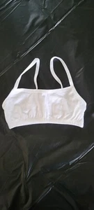 Fruit of the Loom Bra Girls Size 28 White Spaguetti Straps --H8-- - Picture 1 of 2