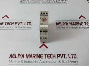 Lot of 3X OMRON H3DR-M Timer 24VDC/AC 50/60HZ - Picture 1 of 9