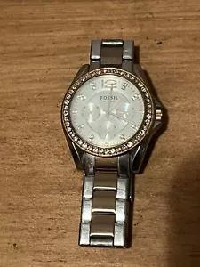 Fossil Damenuhr edelstahl silber / rose Gold keine Beschädigungen / Funktionier - Bild 1 von 4