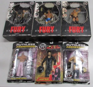 Wrestler Konvolut (Jake, Carlito, Kennedy, Mysterio, Undertaker, Test) LESEN - Bild 1 von 13
