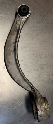 Brazo de control inferior Wishbone izquierdo o derecho Jaguar XJ8 2004-2009 3C256 usado OEM Foto 1 de 4