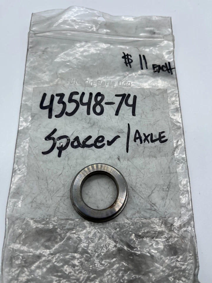 Espaciador de eje Harley-Davidson - Parte # 43548-74 Foto 1 de 1