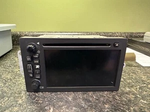 Cadillac OEM 10377531 Chevy Navigation GPS BOSE LUX Radio CD Stereo - Picture 1 of 3