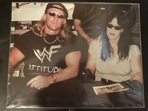 WWE Triple H & Chyna 8x10 photo - Picture 1 of 1