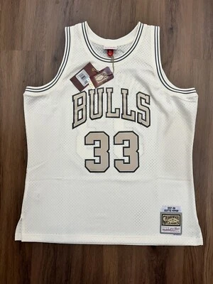 Mitchell & Ness Chicago Bulls Scottie Pippen 1997 Swingman Clay Jersey Size XL - Image 1 of 4